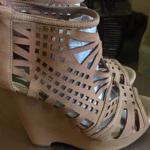 Gianni Bini Lanah Wedge